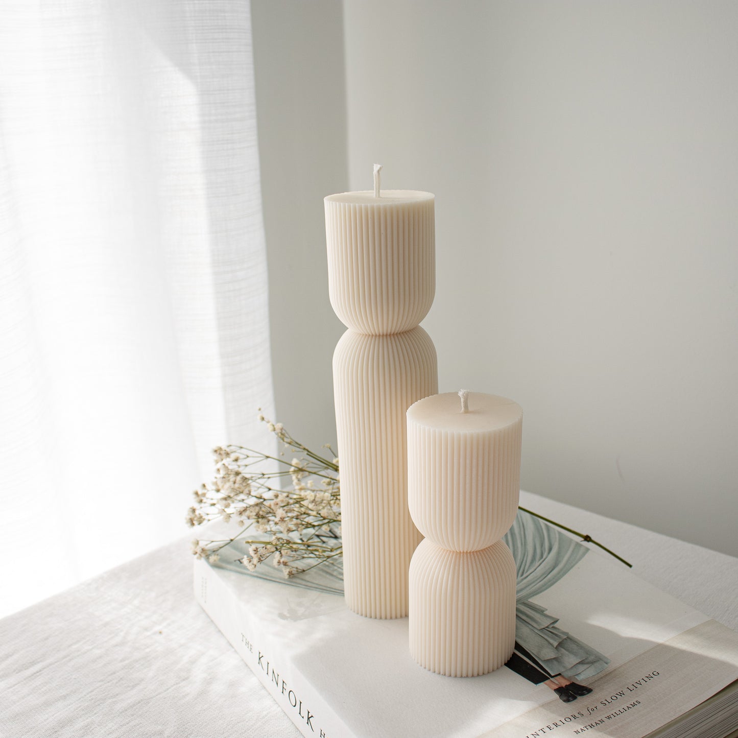 minimalistic decor candles