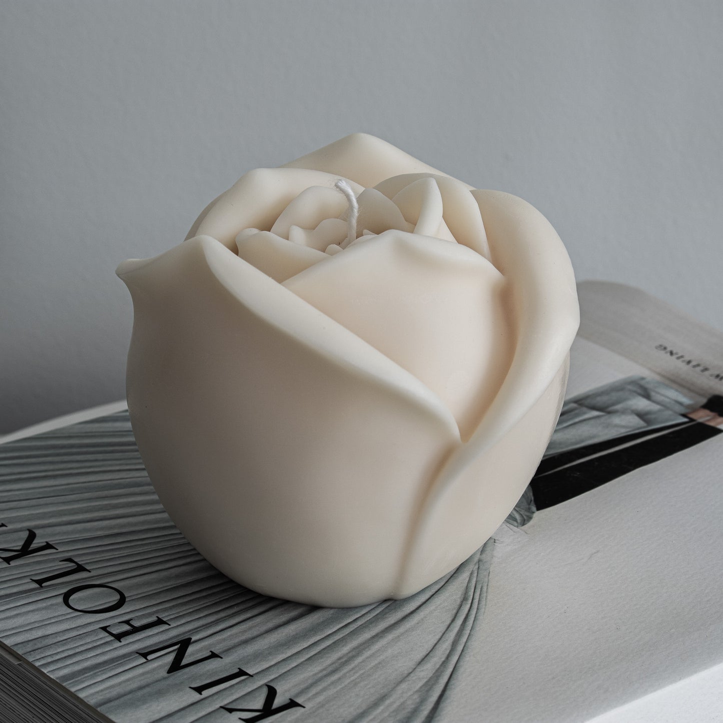 Large Rose Shaped Candle
