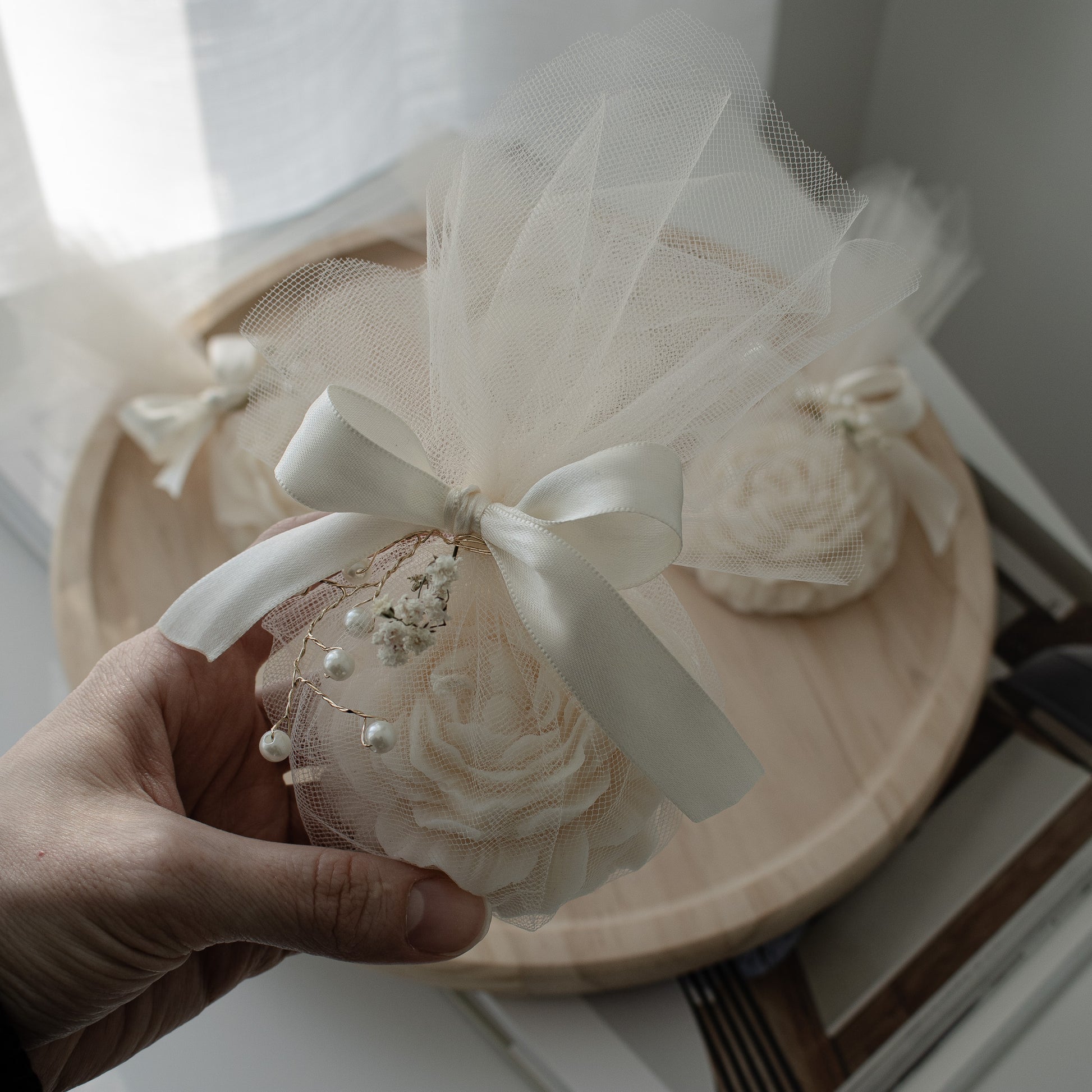 peony shaped candle gift set for mother's day