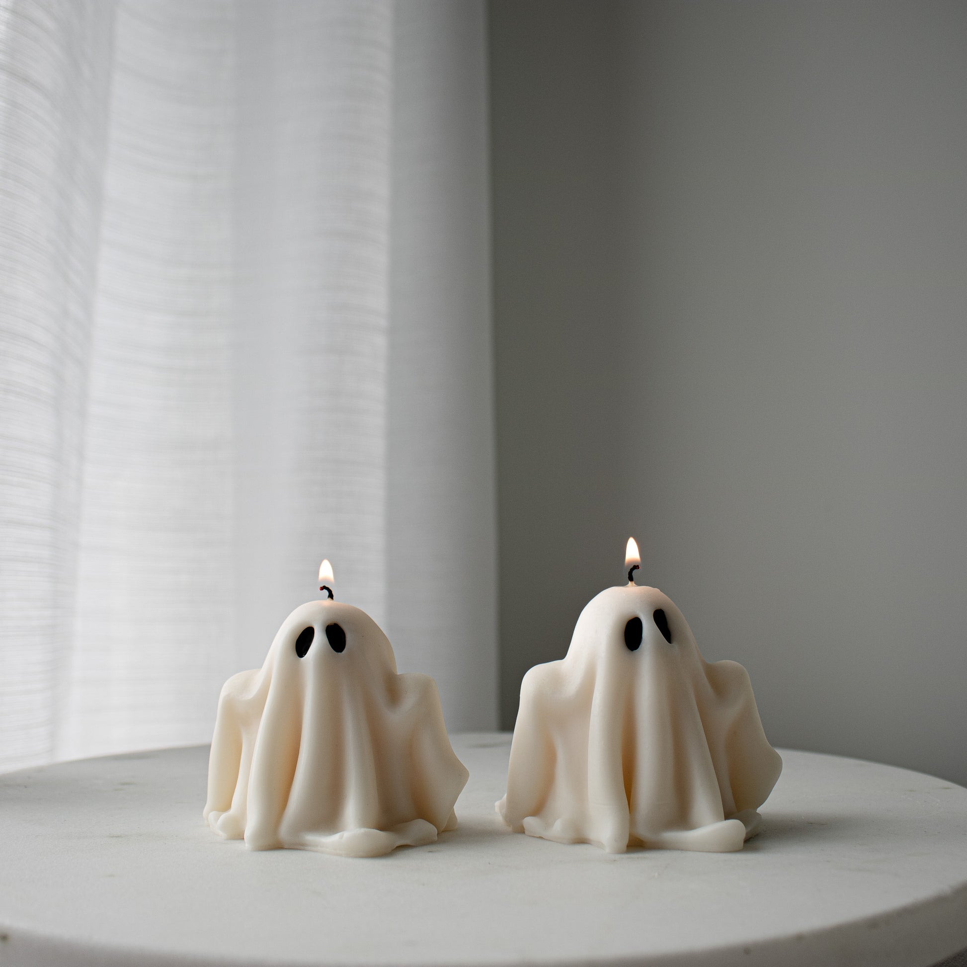 ghost halloween candle decor
