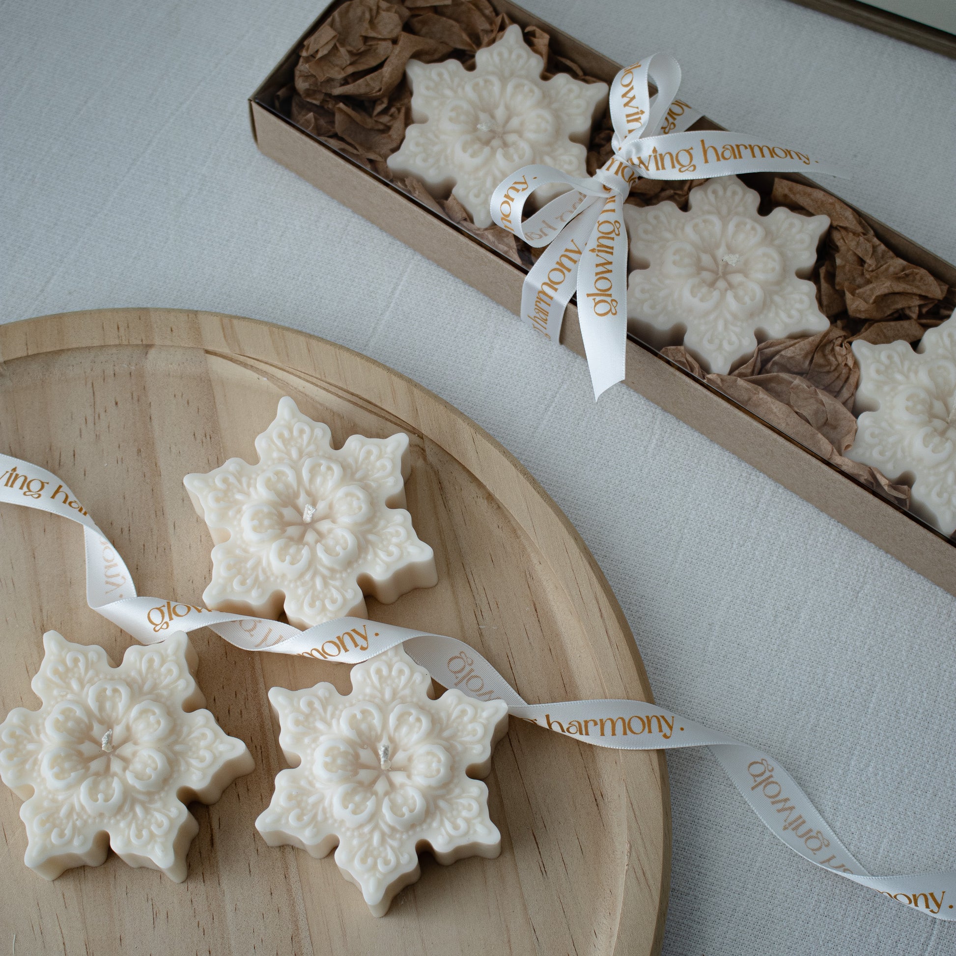 unique gift ready snowflake candle