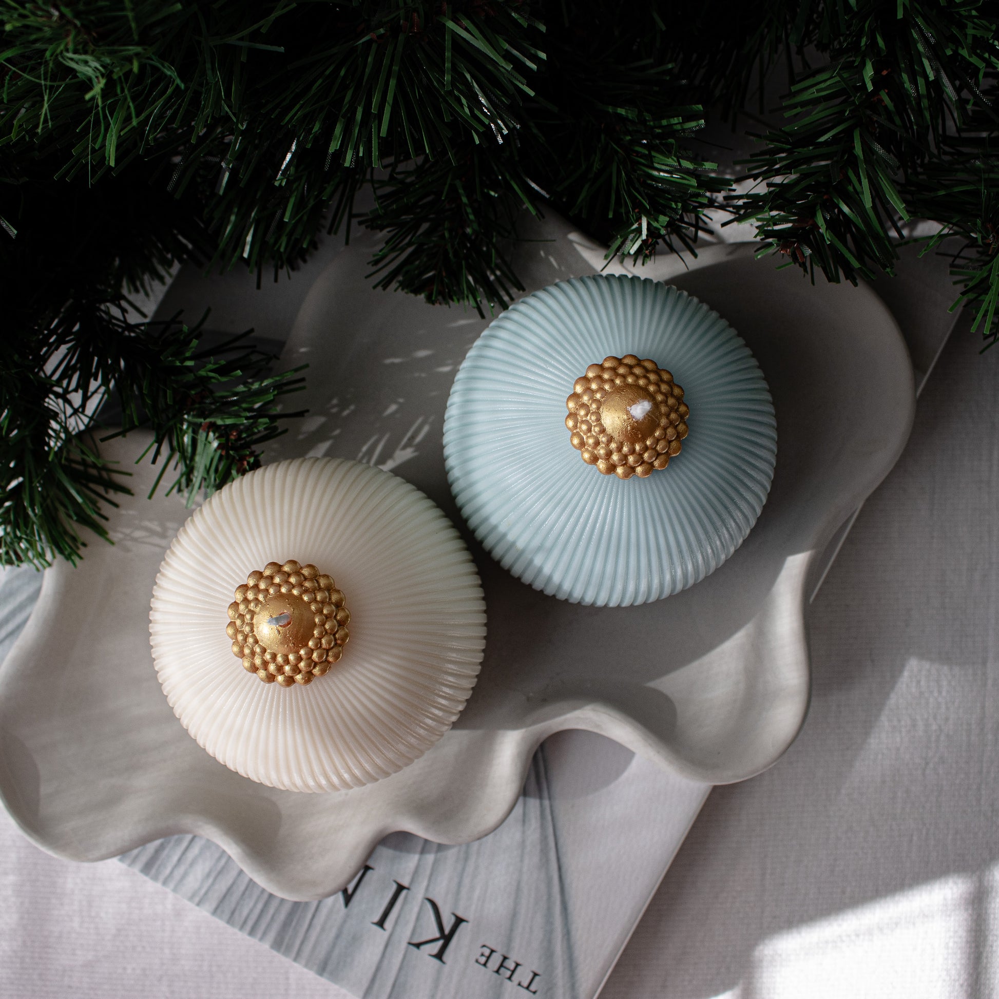 ribbed christmas ornament candle