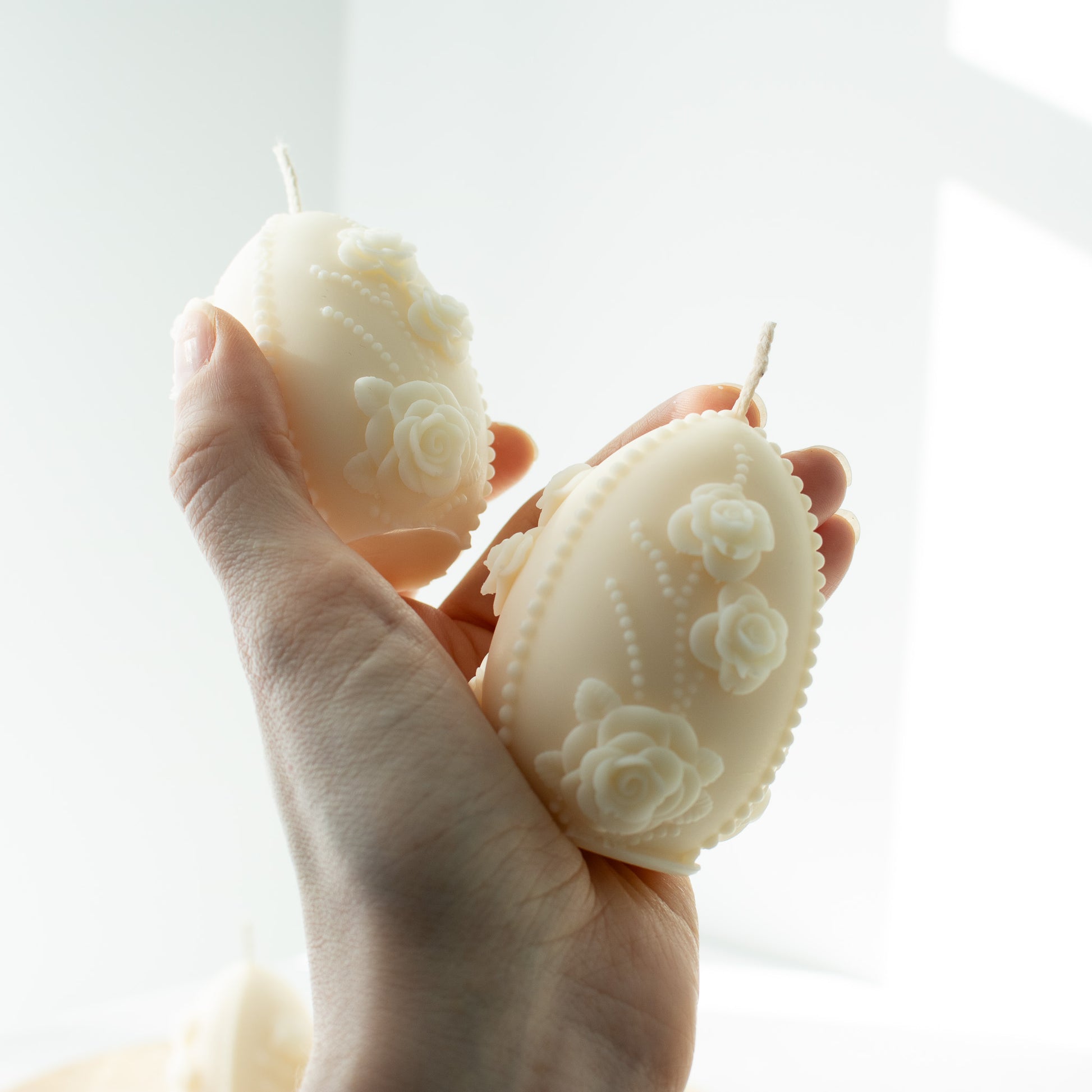 Floral decorative easter candle