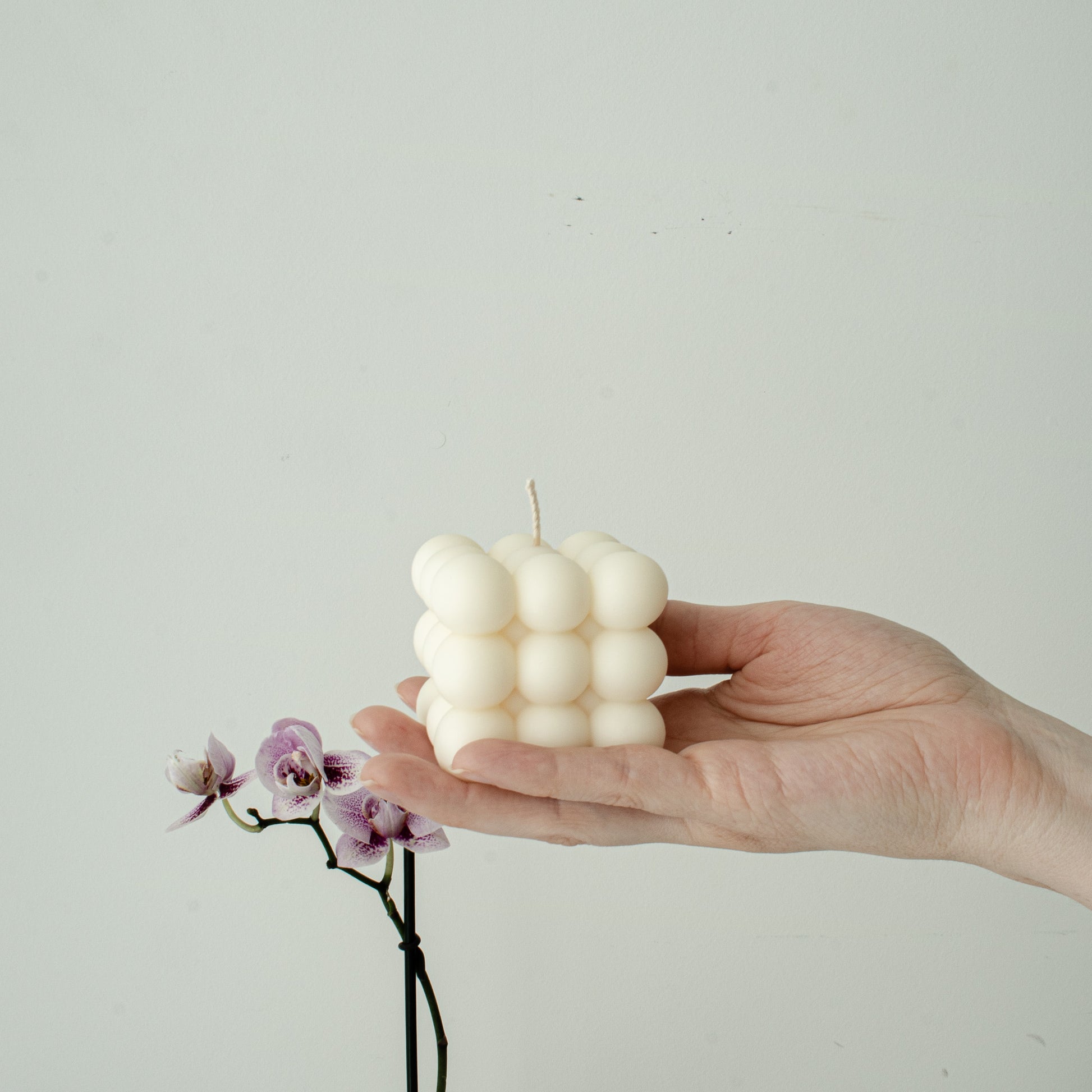 soy wax candle for modern homes