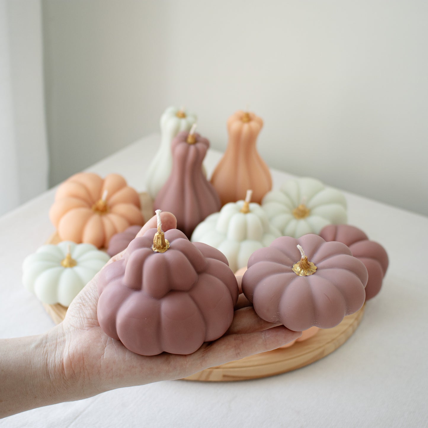 aesthetic fall candles pumpkin shaped